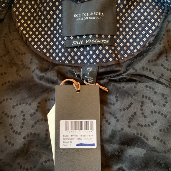 Jolie Vagabonde Blazer - Picture 6 of 7